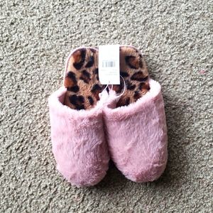 Faux Flur slippers
